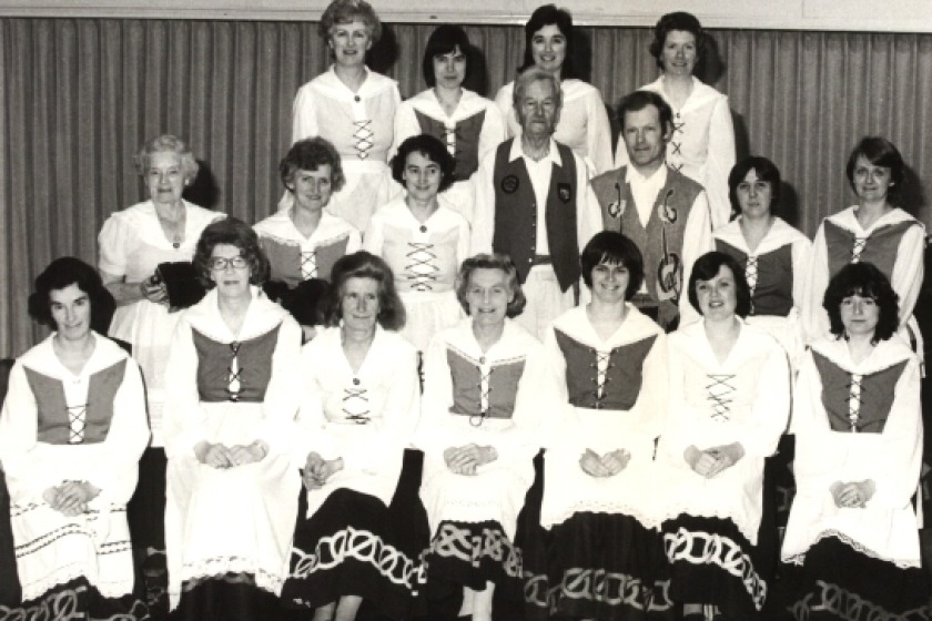 Mildred Holgate, founder member of the MFDS, front row centre