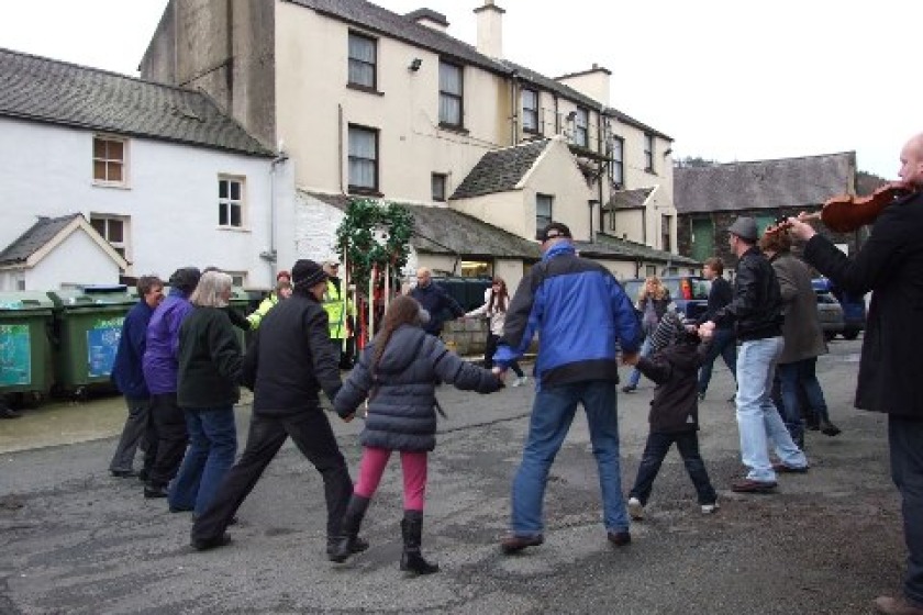 Sulby Hunt the Wren (photo Alistair Sutherland)